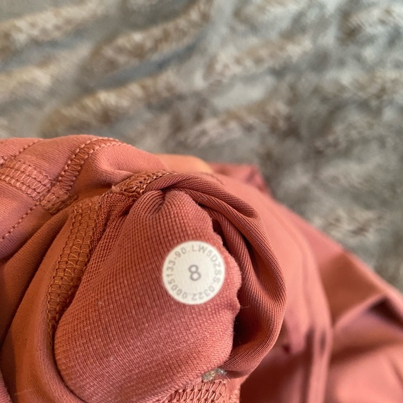 Lululemon Wunder Train Contour Fit Leggings - Picture 2 of 5